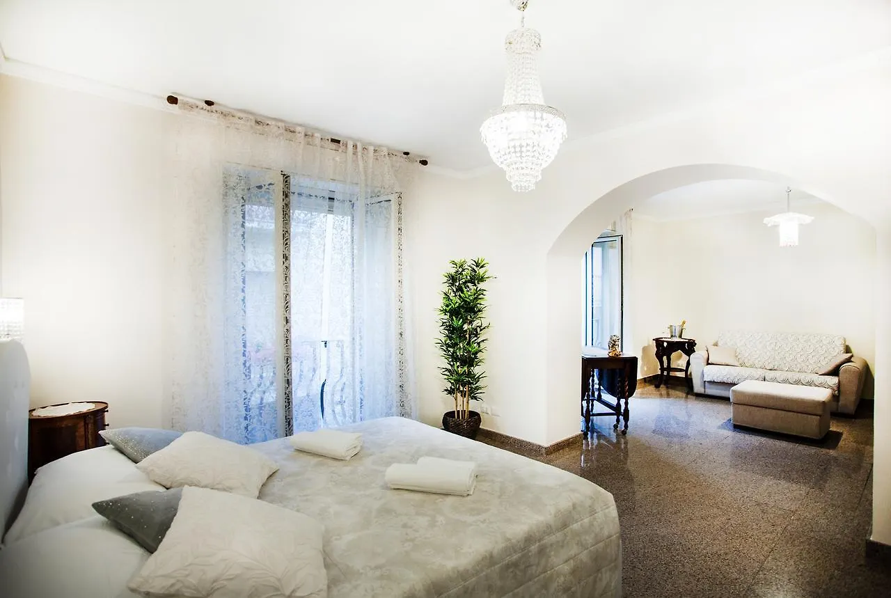 B&B Veronicas Taormina Bed & Breakfast