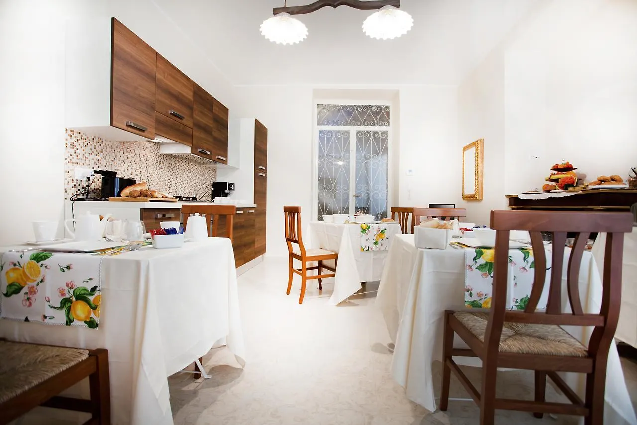 B&B Veronicas Taormina Bed & Breakfast
